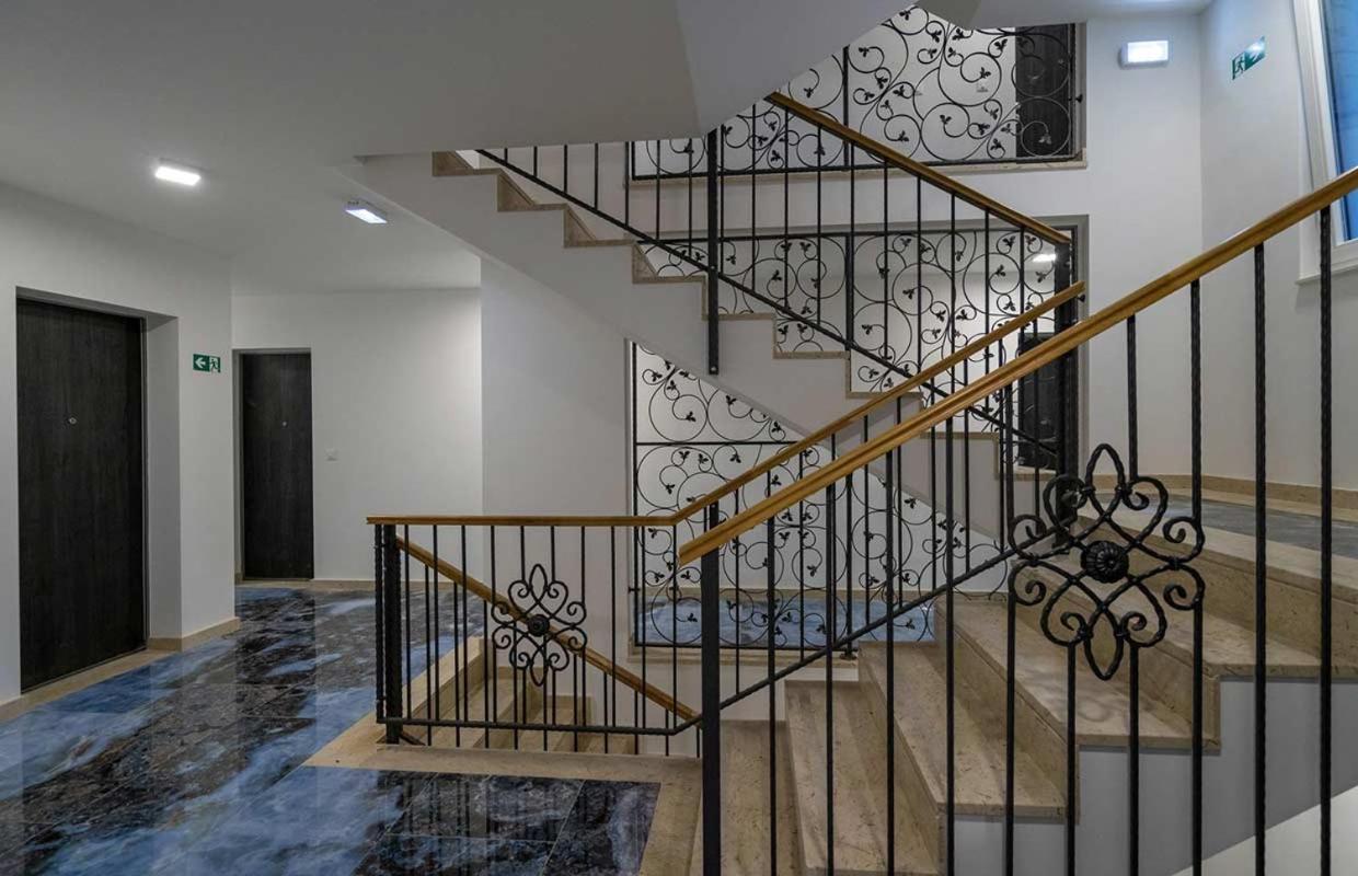 Luxury Apartment Domiel Split Exterior photo